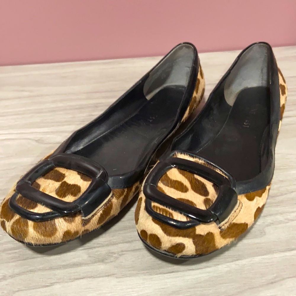Giraffe print flats